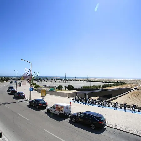 Do Castelo Apartment *